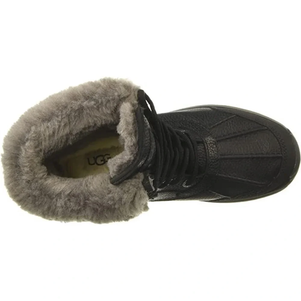 NEW UGG Women's Adirondack Boot III Boot Sz 6 in Black